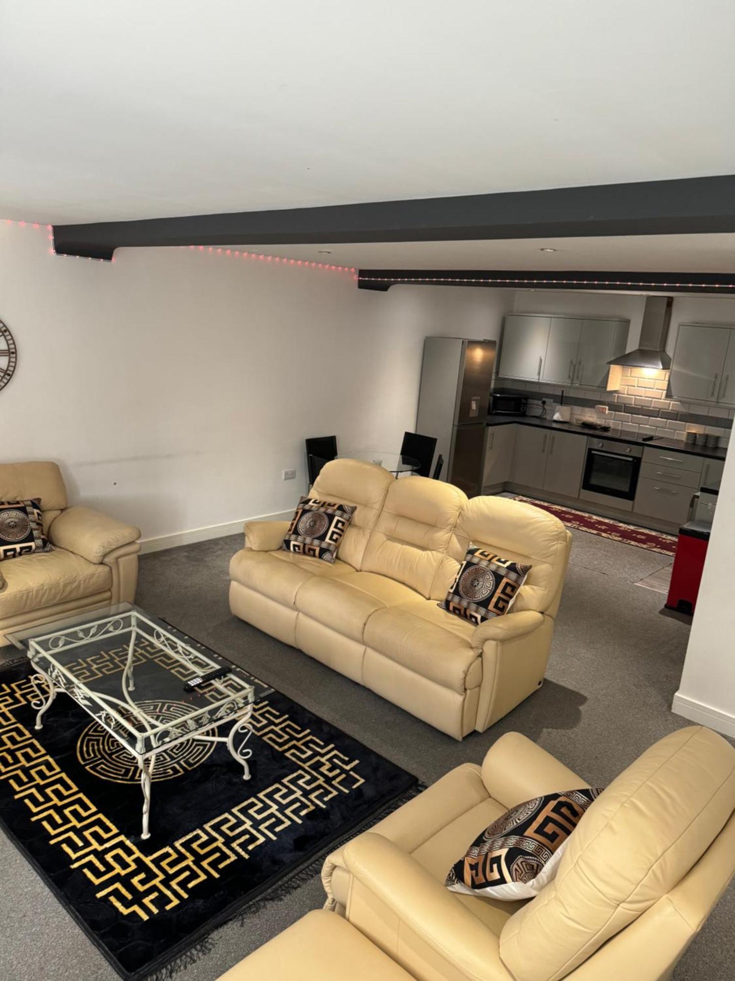2 Bedroom Apartment In Doncaster City Centre Bagian luar foto