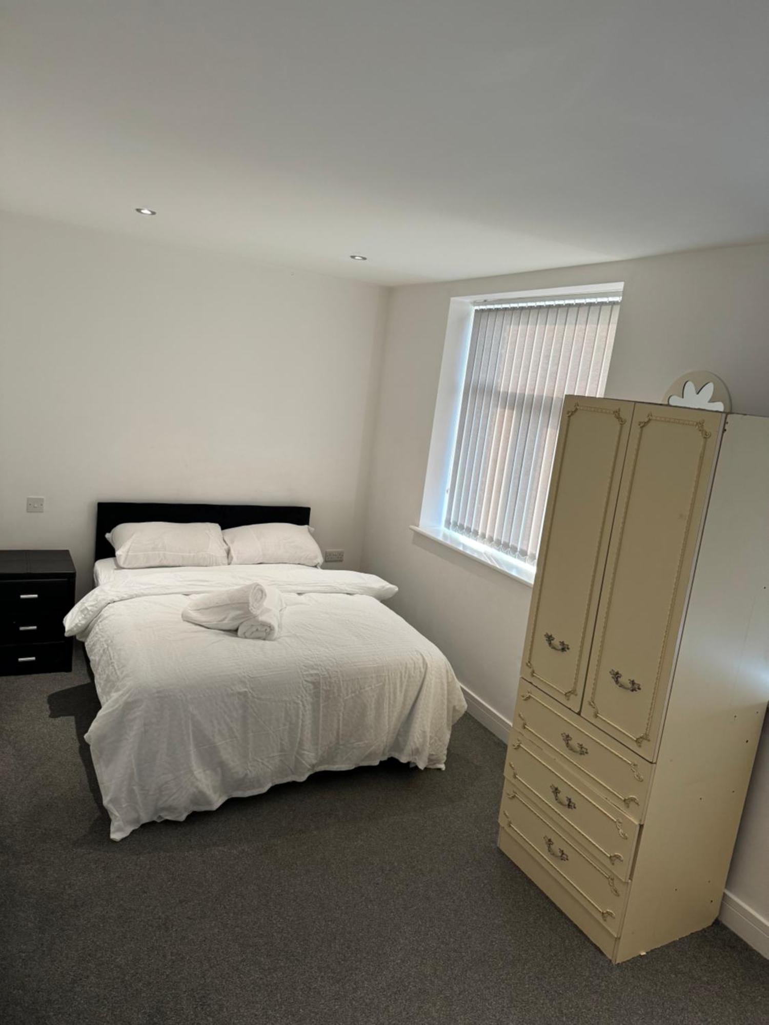 2 Bedroom Apartment In Doncaster City Centre Bagian luar foto