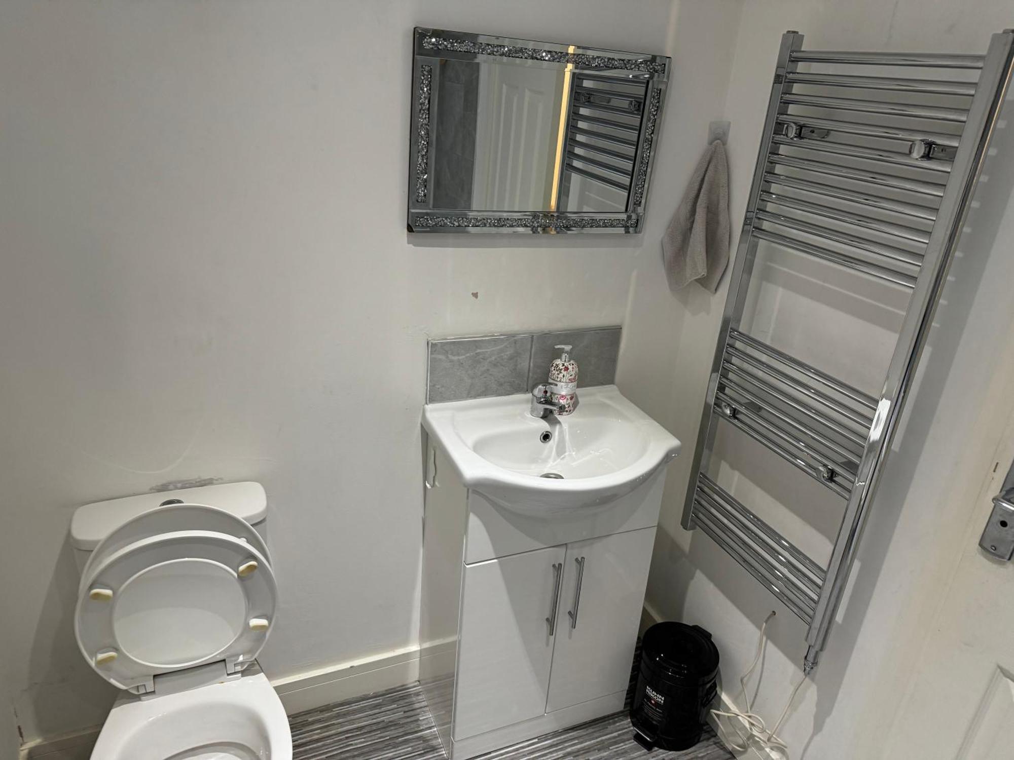2 Bedroom Apartment In Doncaster City Centre Bagian luar foto